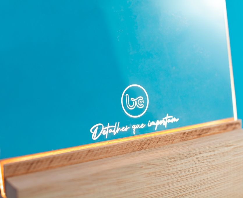 Luminária Caneta Personalizada – Logo ou Frase para Presente Corporativo